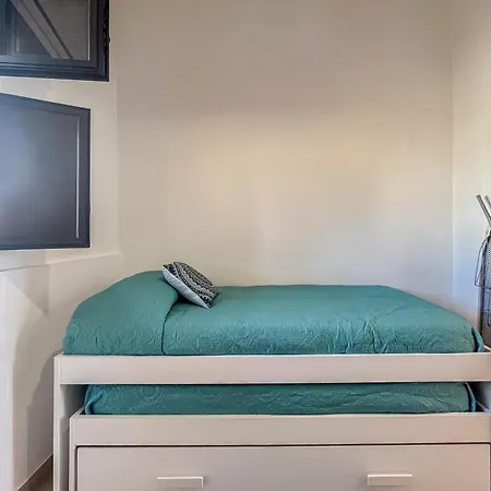 Rooftop House - 3br *