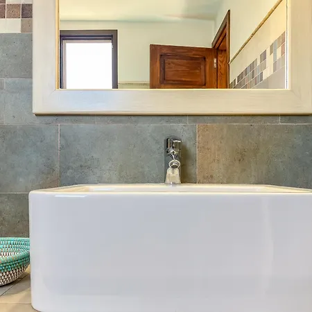 Rooftop House - 3br * 모야