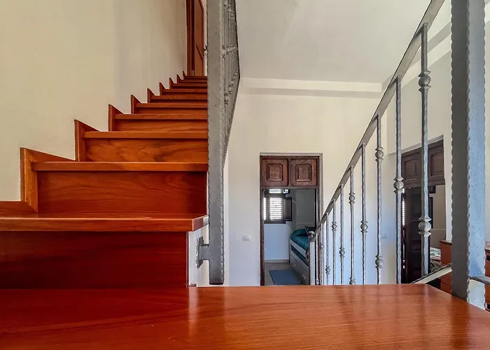 Rooftop House - 3br