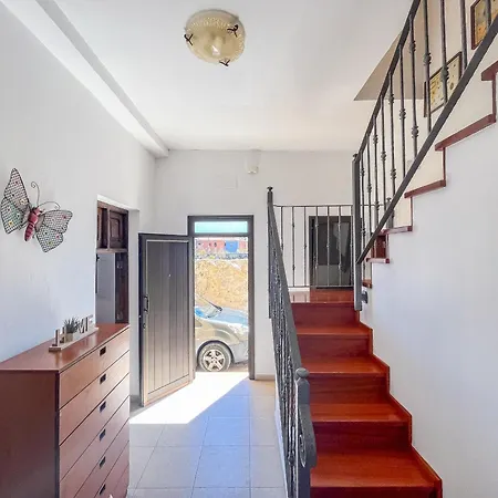 Rooftop House - 3br