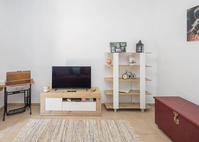 Rooftop House - 3br
