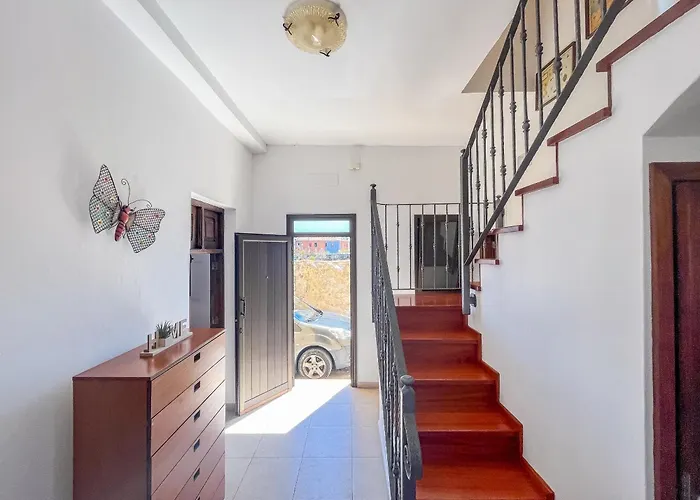 Rooftop House - 3br